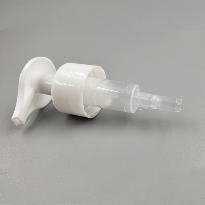 Plastik Beyaz Sıvı Sabun Pompası 2,5 X 2,5 X 5,5 İnç 2,0cc Dozaj